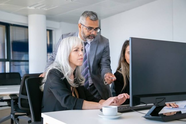 Direzione e amministrazione che dialogano grazie a Passepartout Mexal e InnovaCRM